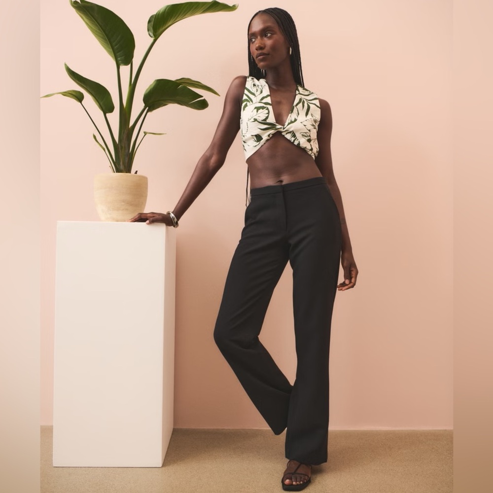 Abercrombie Low Rise Tailored Boot Pant